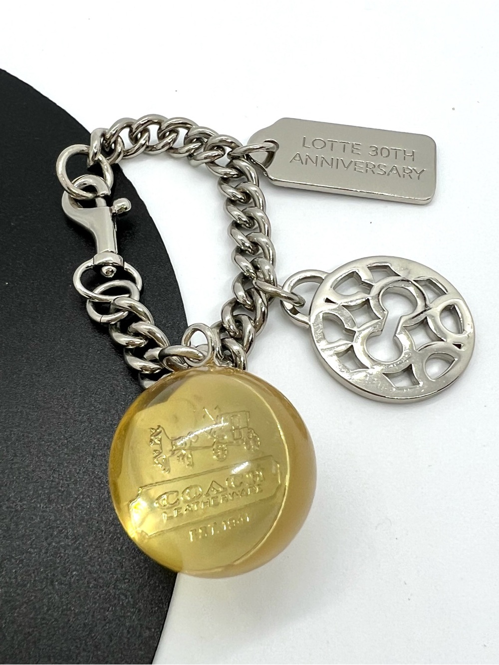 SUPER RARE Limited Edition COACH x Lotte 30th Anniversary Multi Bag Charm Key